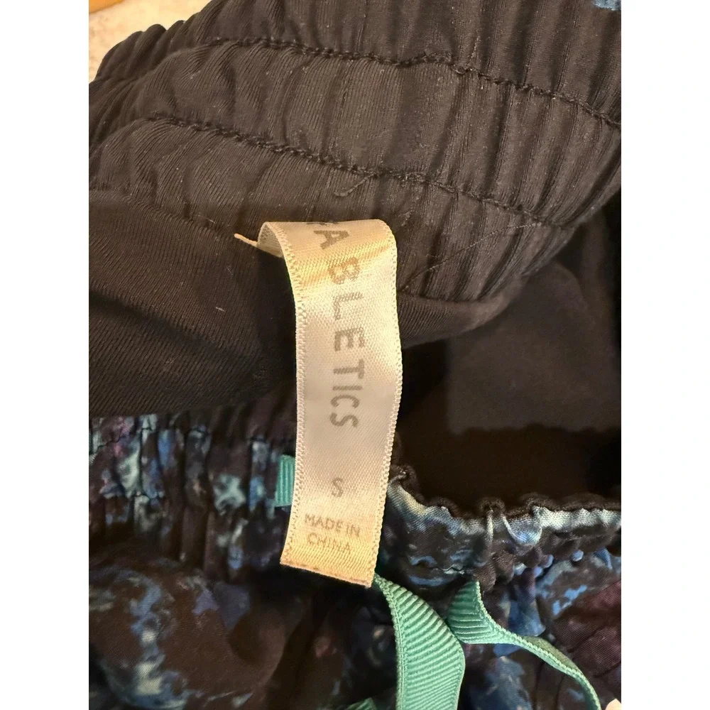 Fabletics Running Shorts Womens Small Blue Purple Black‎ Marble Print